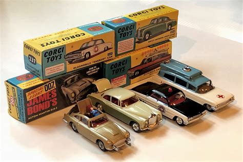 metal corgi box|007SEP – Corgi Model Club USA.